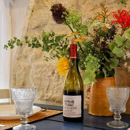 Montmartre Soulful Apartment *